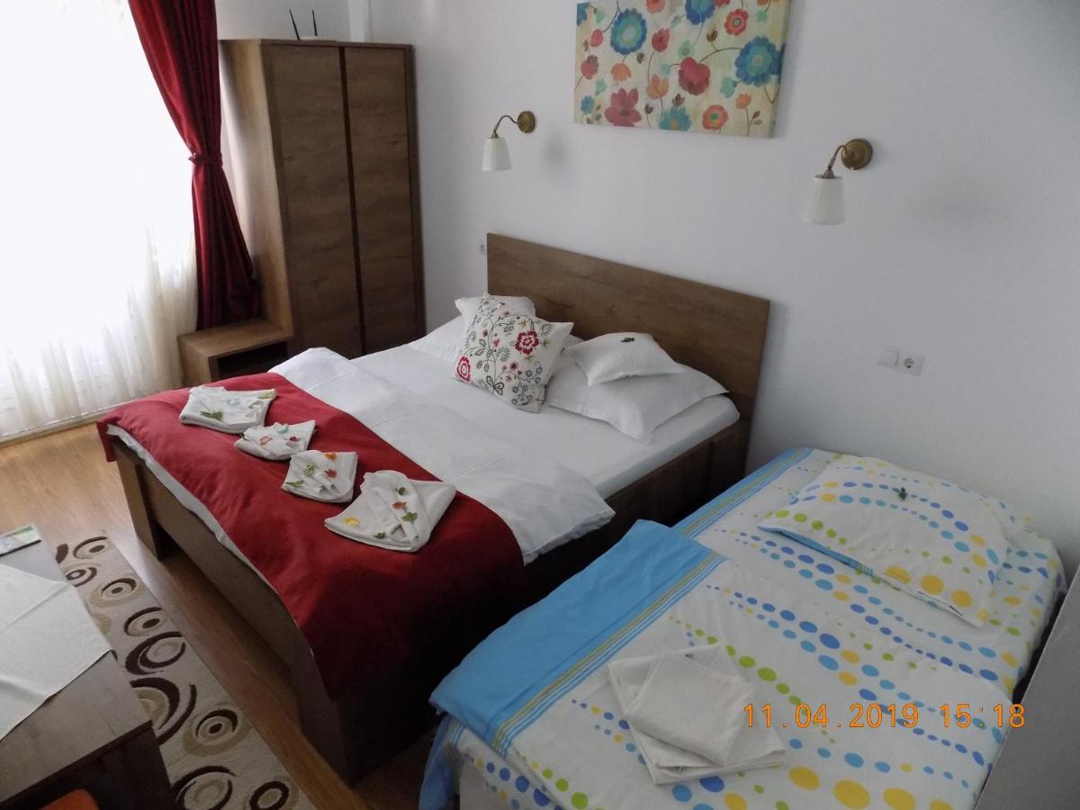 Pension Eden Băile Herculane Esterno foto