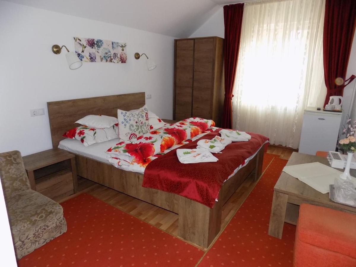 Pension Eden Băile Herculane Esterno foto